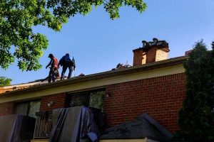 Roofing Replacement Contractors: Choosing the Right Roofing Material